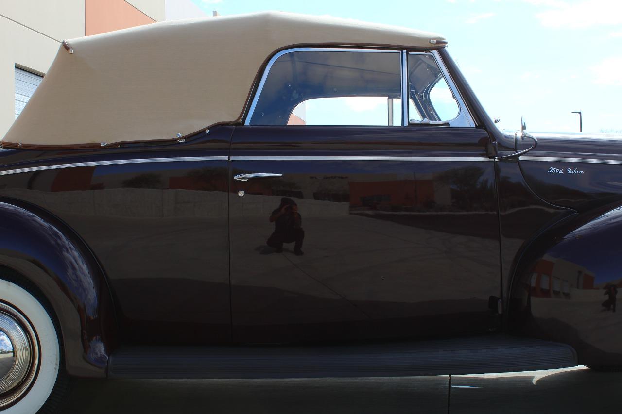 1940 Ford Deluxe