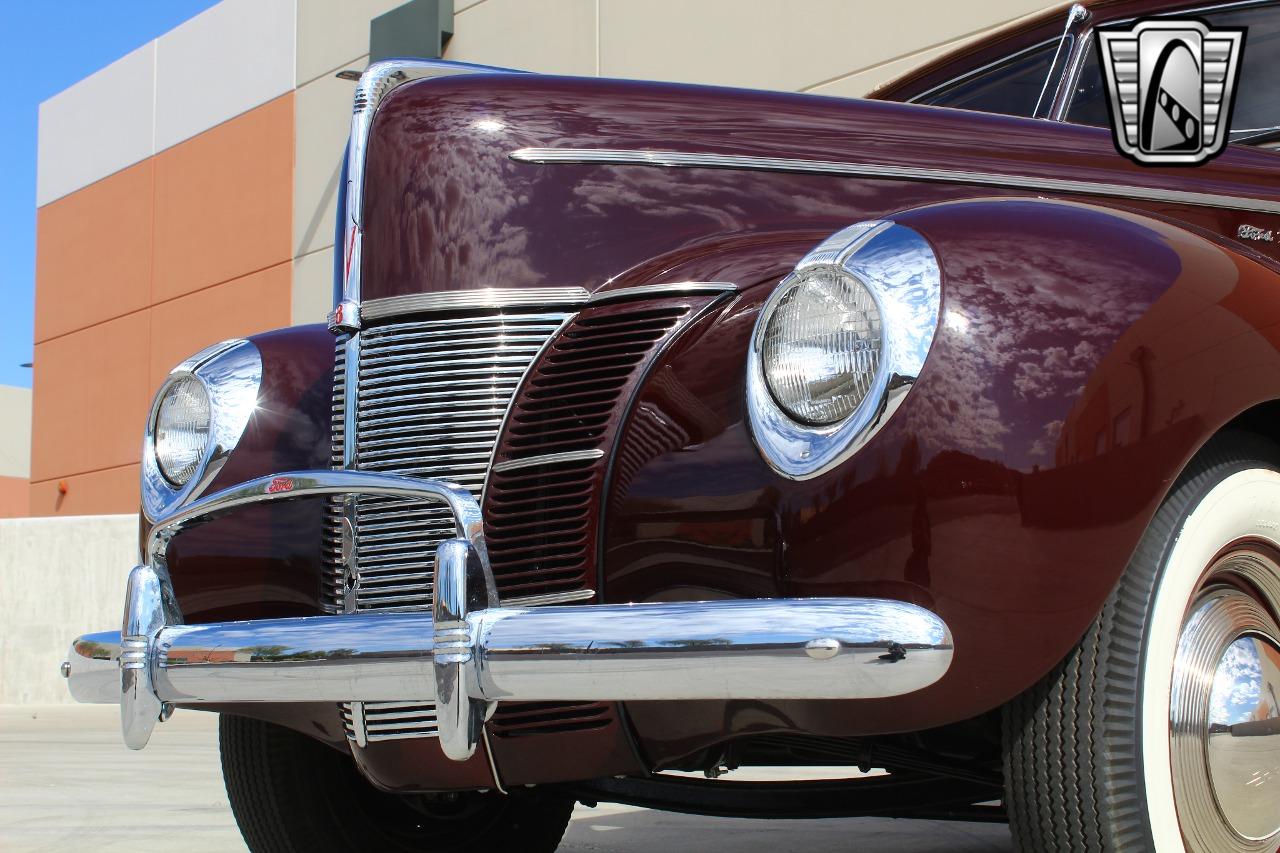 1940 Ford Deluxe