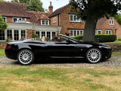 Aston Martin DB9 Volante