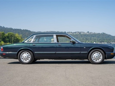 1999 Jaguar XJ8L Vanden Plas