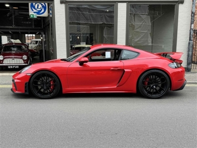 2019 Porsche 718 Cayman GT4