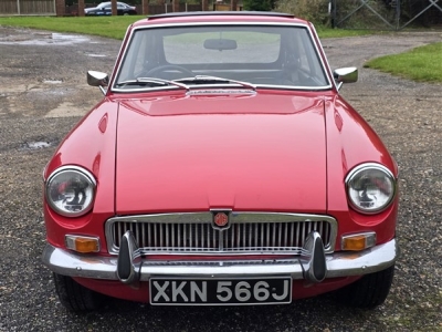 1971 MG B GT (Tartan Red)