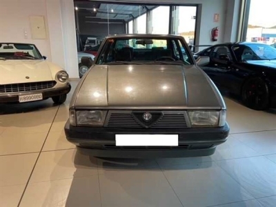 1989 Alfa Romeo 75