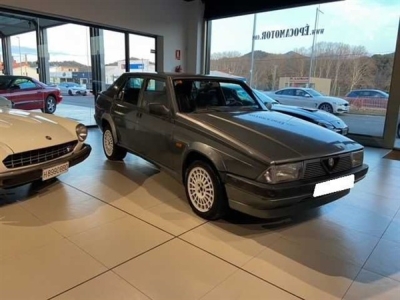 1989 Alfa Romeo 75