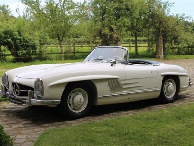 1962 Mercedes - Benz 300SL Roadster