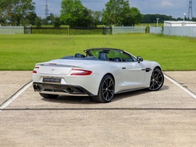 2013 Aston Martin Vanquish Volante Touchtronic V12 6.0L