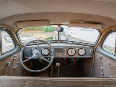 1937 Oldsmobile F37 Sedan