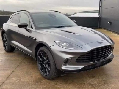 2023 Aston Martin Dbx