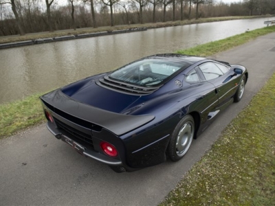 1998 Jaguar XJ 220