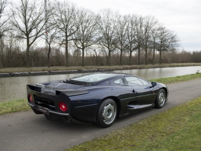 1998 Jaguar XJ 220