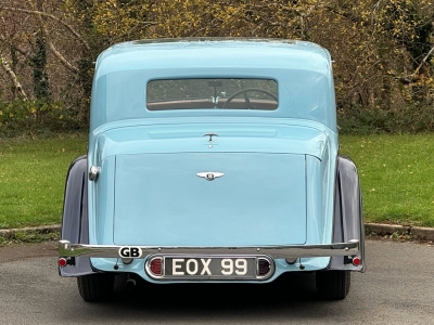 1939 Bentley 4 ¼  Litre Overdrive H.J.Mulliner 'High Vision' Saloon B102MR