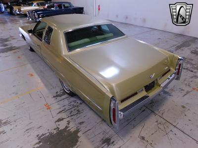 1975 Cadillac Coupe DeVille