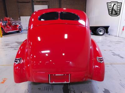 1940 Ford Deluxe