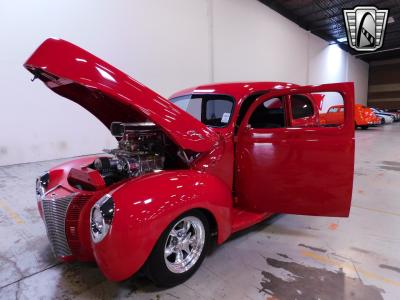 1940 Ford Deluxe