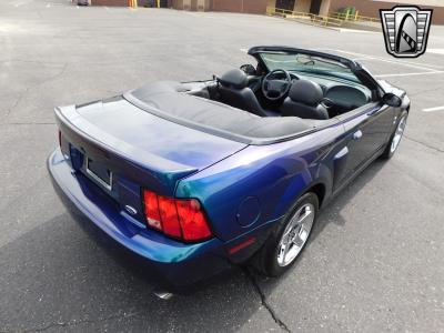 2004 Ford Mustang