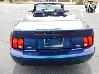 2004 Ford Mustang