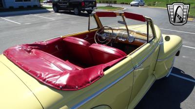 1947 Ford Super Deluxe