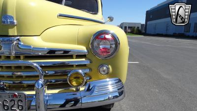 1947 Ford Super Deluxe