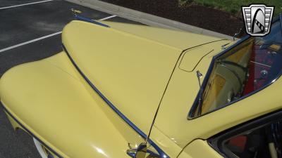 1947 Ford Super Deluxe