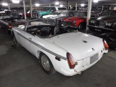 1971 MG B Cabrio wit no. 9536