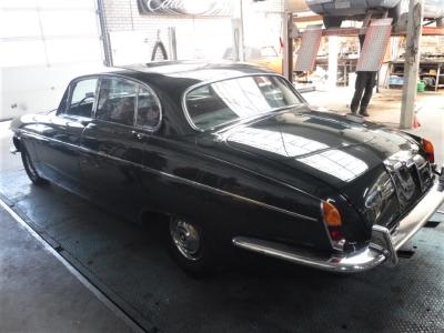 1968 Jaguar 420G Saloon no. 7776