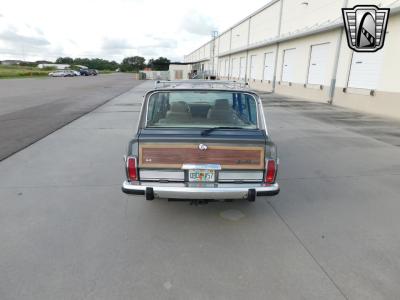 1990 Jeep Grand Wagoneer