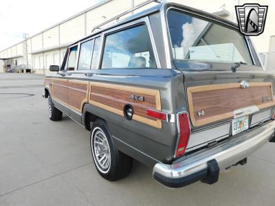 1990 Jeep Grand Wagoneer