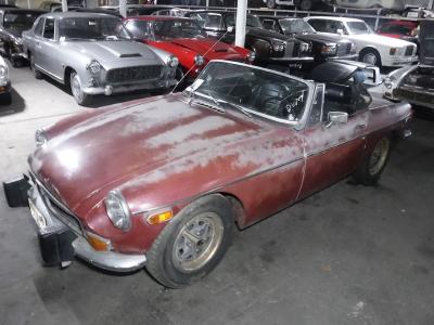 1974 MG B Cabrio no. 4263