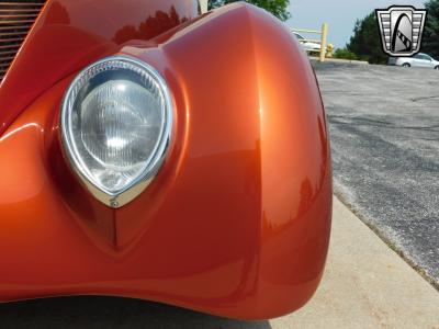 1937 Ford Slantback