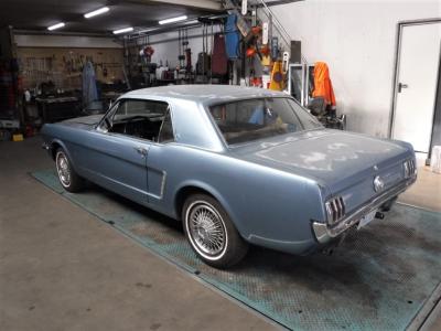 1965 Ford Mustang &#039;&#039;65 blue