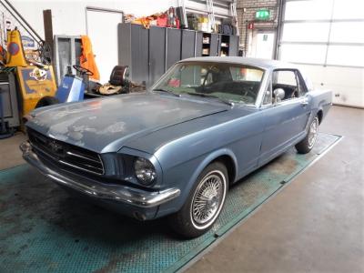 1965 Ford Mustang &#039;&#039;65 blue