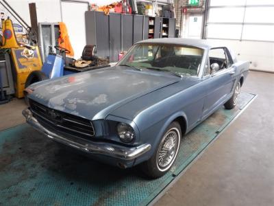 1965 Ford Mustang &#039;&#039;65 blue