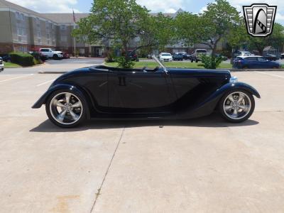 1933 Factory Five Roadster