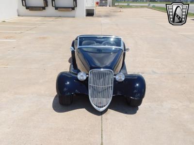 1933 Factory Five Roadster