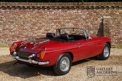 1976 MG B Roadster