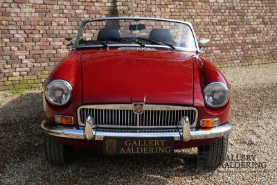 1976 MG B Roadster