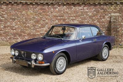 1974 Alfa Romeo GTV 2000 Bertone Coupe