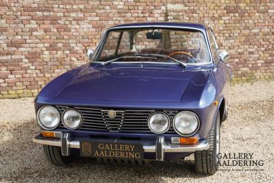 1974 Alfa Romeo GTV 2000 Bertone Coupe