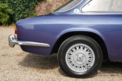 1974 Alfa Romeo GTV 2000 Bertone Coupe