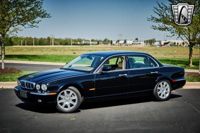 2005 Jaguar XJ8