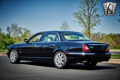 2005 Jaguar XJ8