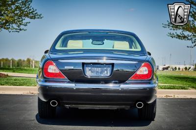 2005 Jaguar XJ8