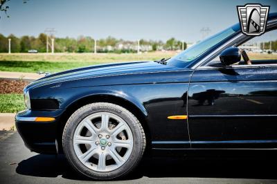 2005 Jaguar XJ8