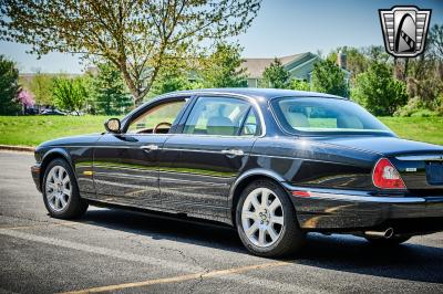 2005 Jaguar XJ8