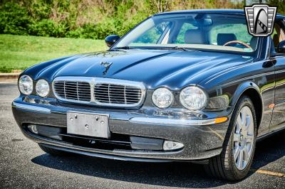 2005 Jaguar XJ8