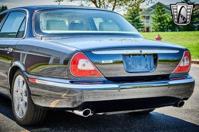 2005 Jaguar XJ8