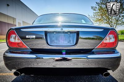 2005 Jaguar XJ8