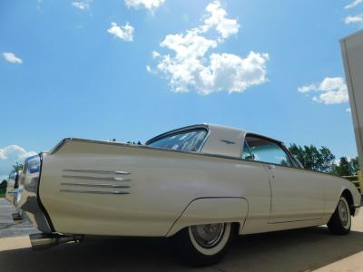 1961 Ford Thunderbird