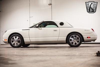 2002 Ford Thunderbird