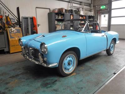 1957 Fiat 1200 TV blue 3204